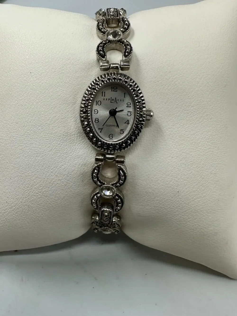 LA Express Watch Women Silver Tone Open Link Rhinestone Band New Battery 7.75